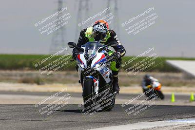 media/Aug-03-2025-TrackDaz (Sun) [[bf4a71acf9]]/C Group/1240pm (Wheelie Bump)/